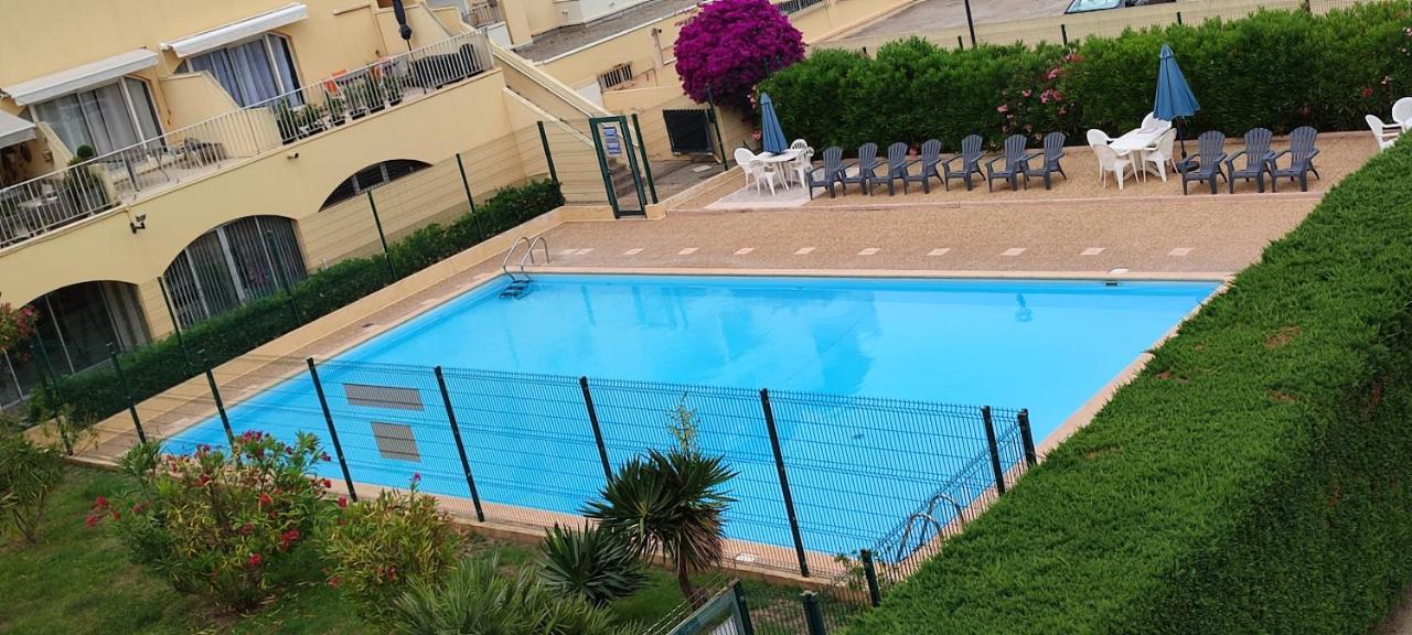Appartement T2 Avec Piscine, Proche De La Plage Et Du Port Груиссан Экстерьер фото