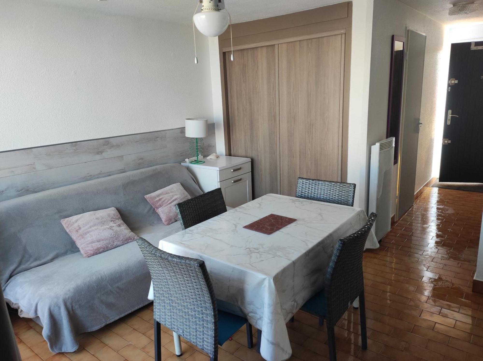 Appartement T2 Avec Piscine, Proche De La Plage Et Du Port Груиссан Экстерьер фото