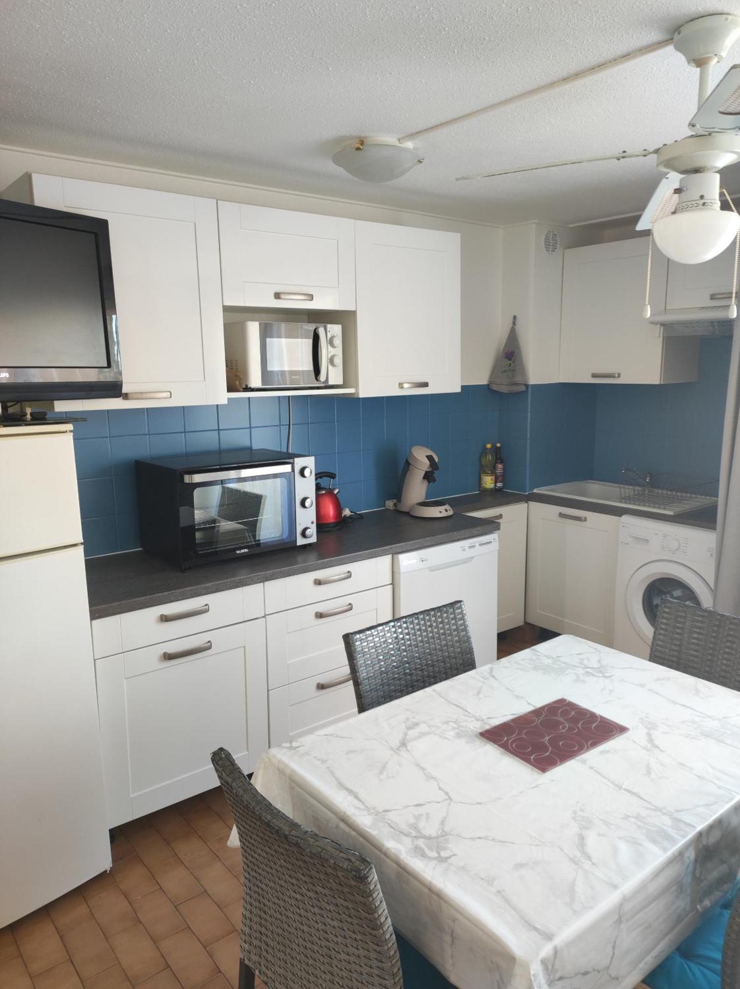 Appartement T2 Avec Piscine, Proche De La Plage Et Du Port Груиссан Экстерьер фото